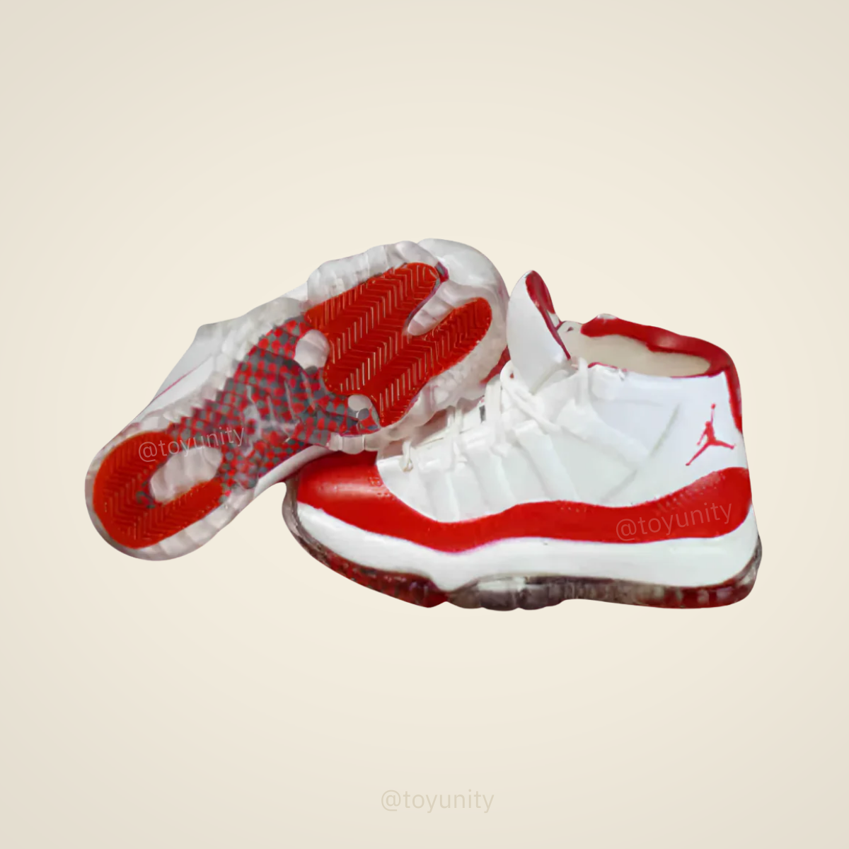 Mini White & Red High-Top Sneakers – Premium Basketball-Inspired Collectible Shoes ToyUnity
