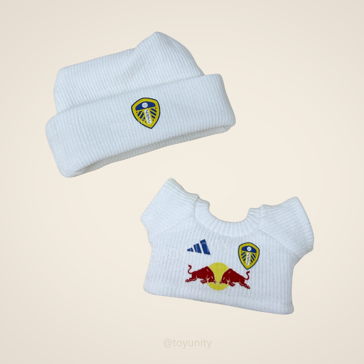 Mini Leeds United Away Fit – Hat & Tee for Labubu ToyUnity