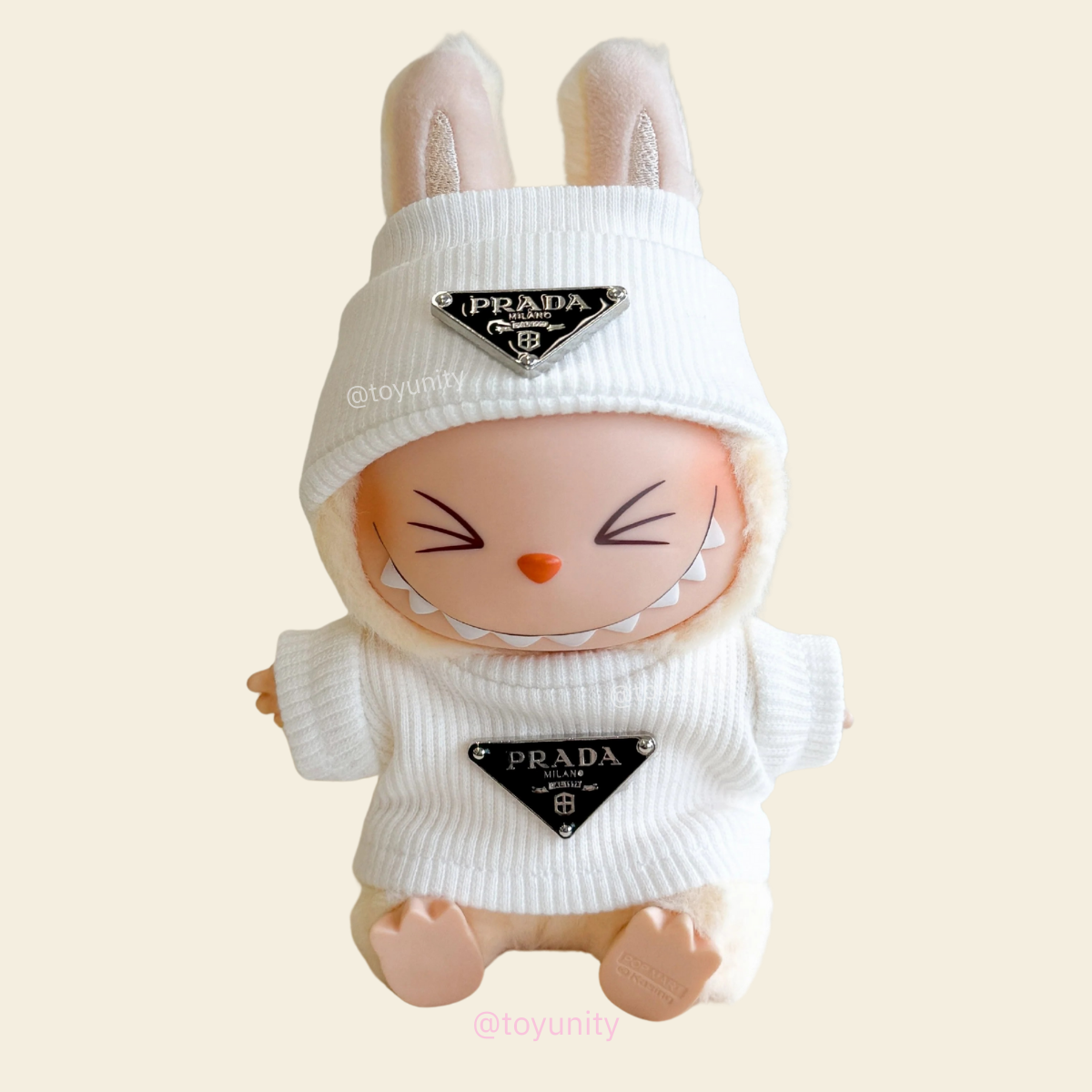 2-Piece Knit Set for Collectible Dolls – Beanie & Sweater with Silver Triangle Logo (Black or White) ToyUnity