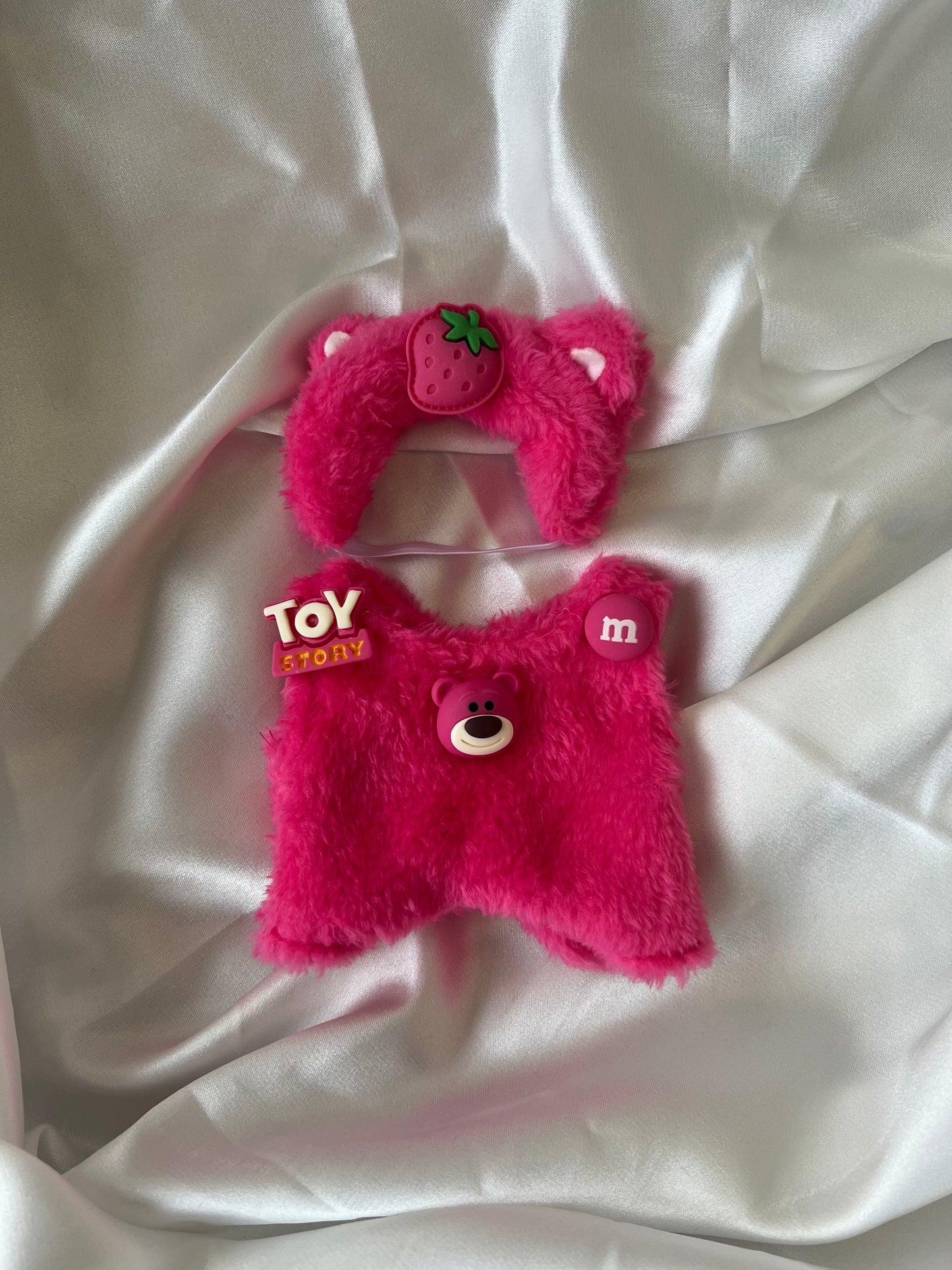 Labubu Berry Bear Set - Pink Fluffy Onesie & Strawberry Hood (17cm) - ToyUnity