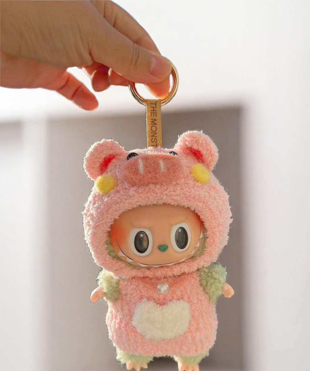 Labubu Pink Pig Costume Set - Soft Hoodie with White Heart (17cm)