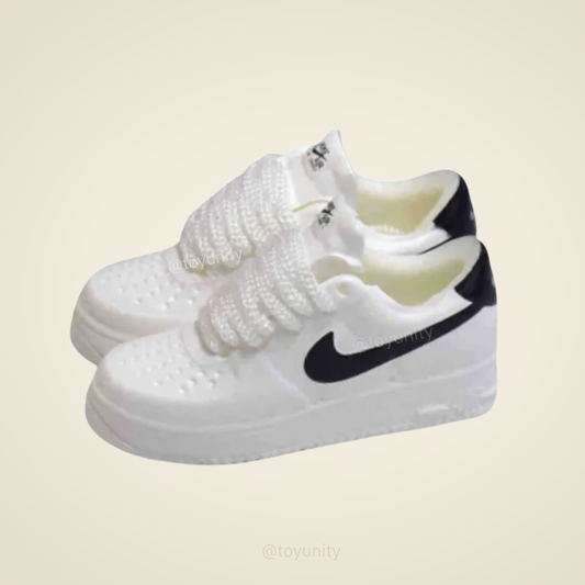 Mini Sneakers – Classic White High-Top with Black Detail ToyUnity