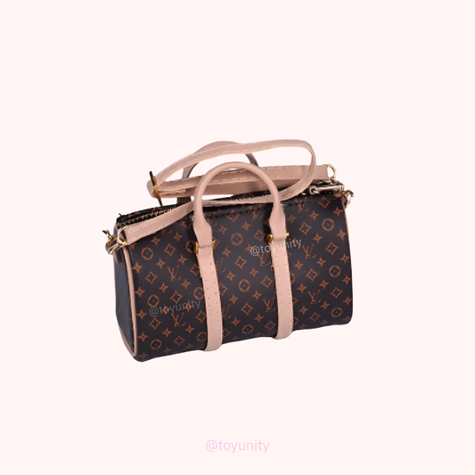 Miniature Luxury-Inspired Barrel Bag – Perfect for 8–18cm Collectibles ToyUnity