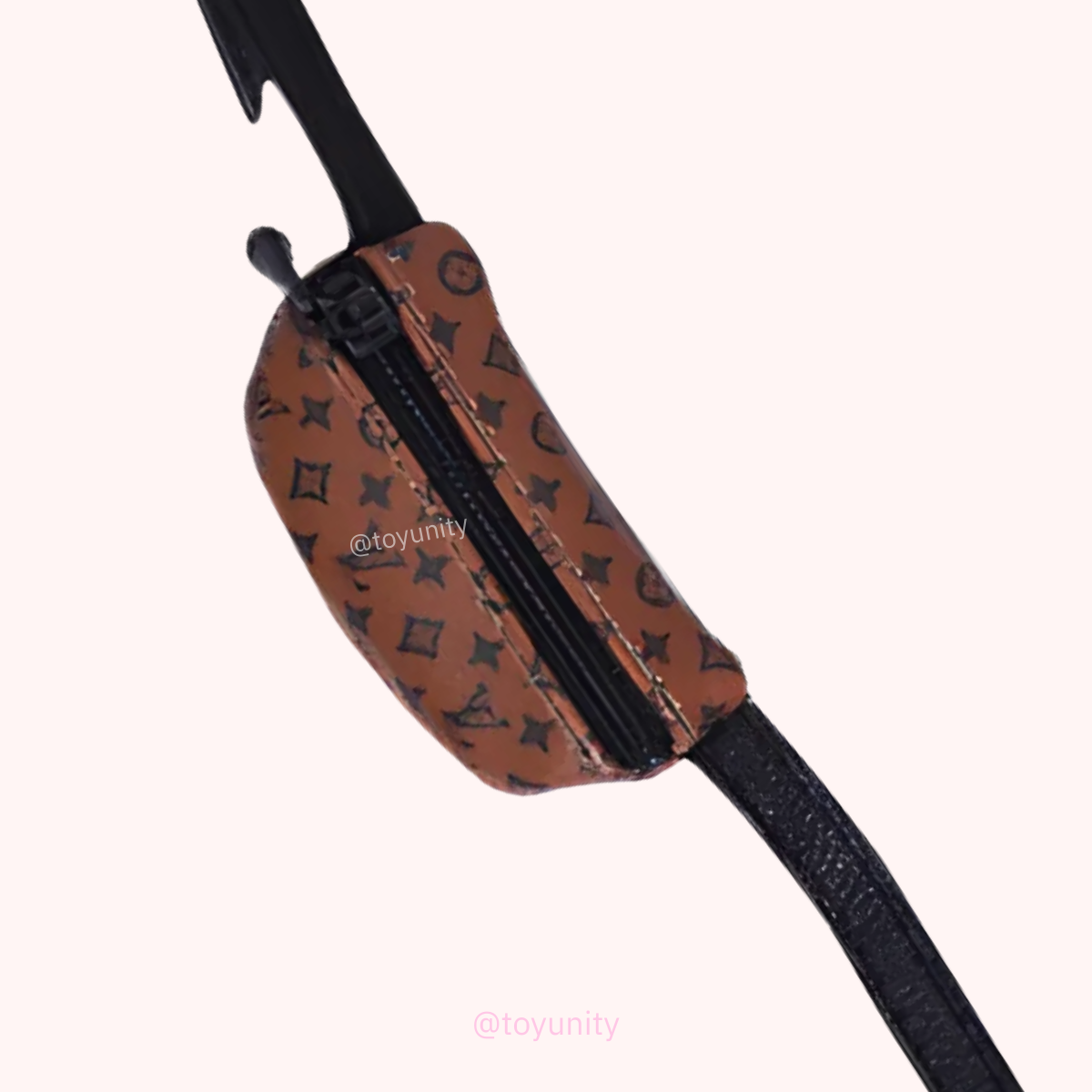 Mini Brown Classic Belt Bag for Collectible Dolls – Adjustable Crossbody & Waist Style ToyUnity