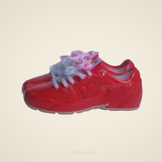 Mini Glossy Low-Top Sneakers for Collectible Figures – 7 Color Options ToyUnity