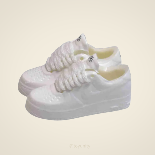 Mini Monochrome Low-Top Sneakers for Collectible Dolls – Sleek & Minimalist Design ToyUnity