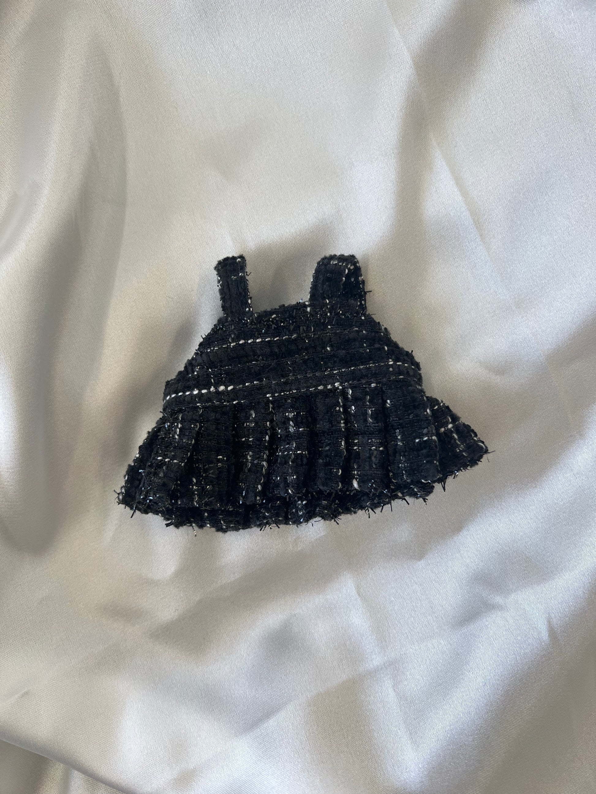 Labubu Chanel Accessories
Labubu Chanel Clothes
Labubu Chanel Fashion
Labubu designer fashion
Labubu Chanel Outfit