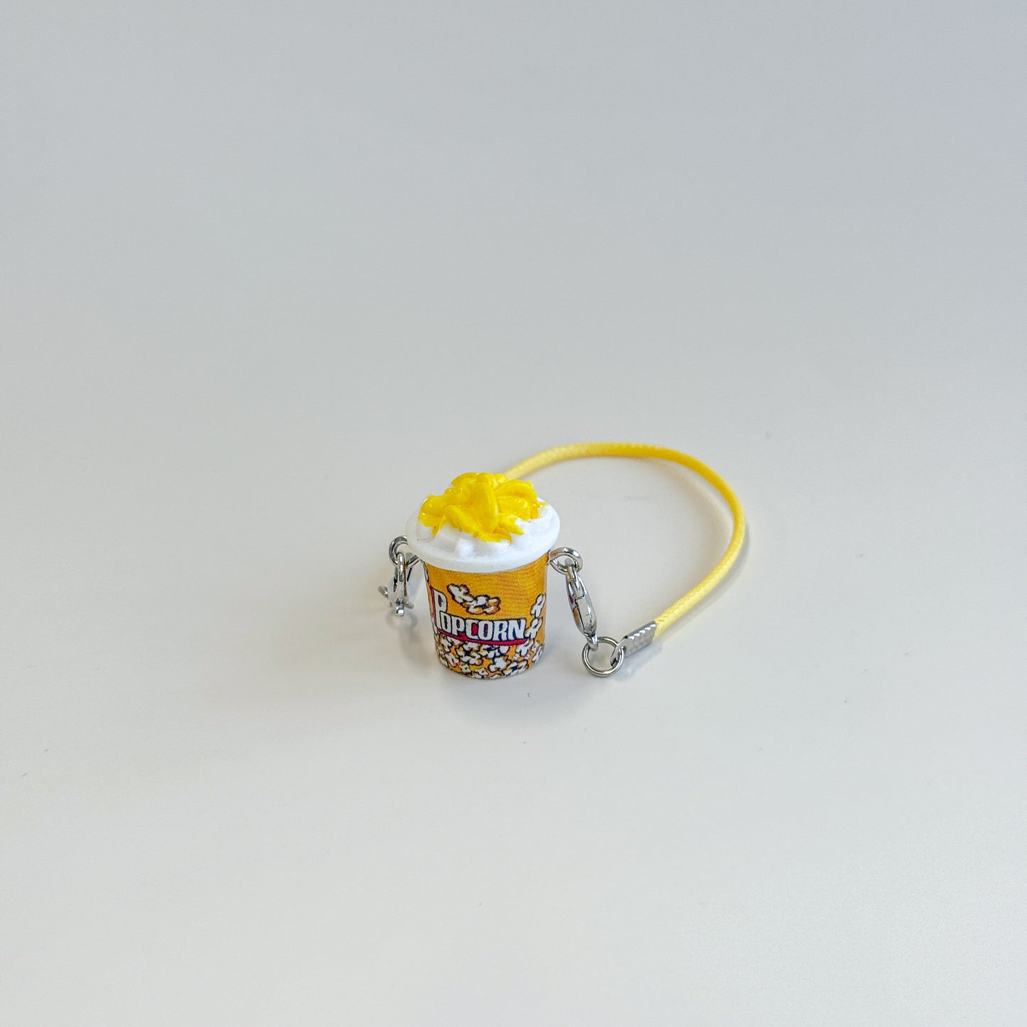 Labubu Popcorn Charm – Mini Popcorn Bucket Accessory