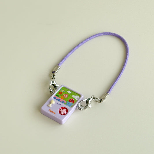 Labubu Mini Gameboy-Style Charm – Retro Game Accessory
